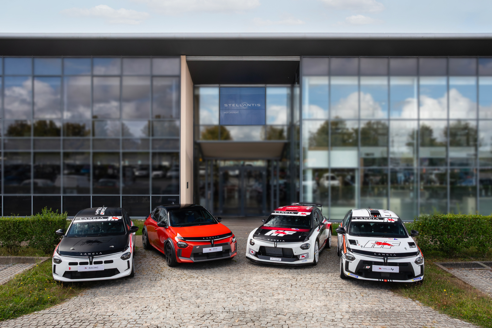 SMALL_250908_DPPI_AF1_9768